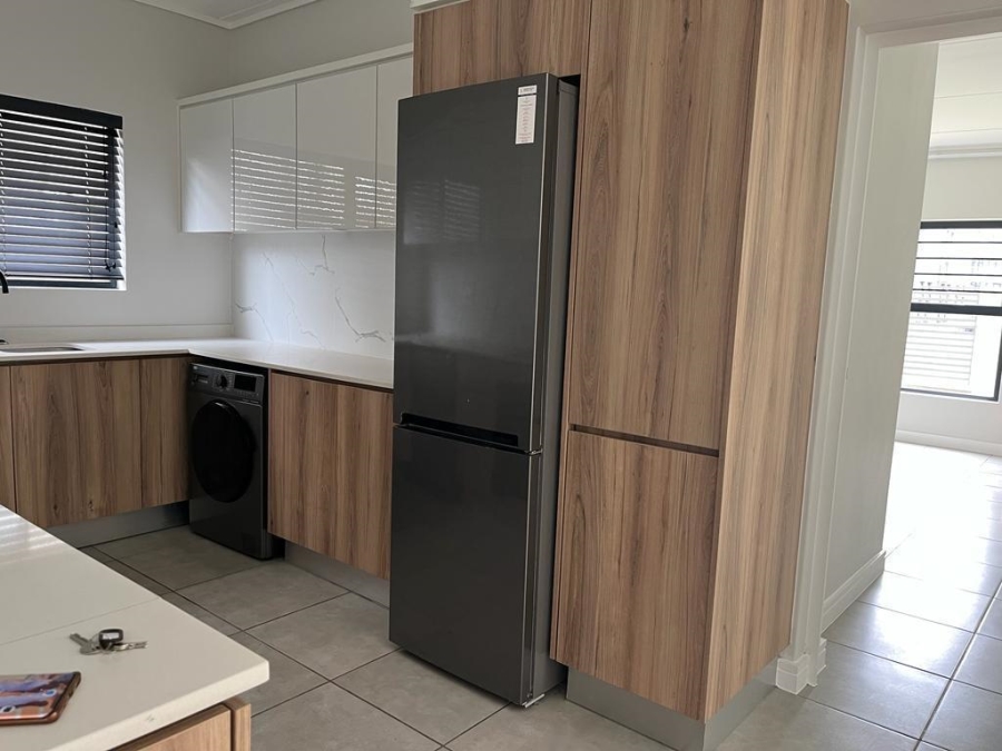 To Let 3 Bedroom Property for Rent in Waterfall Gauteng