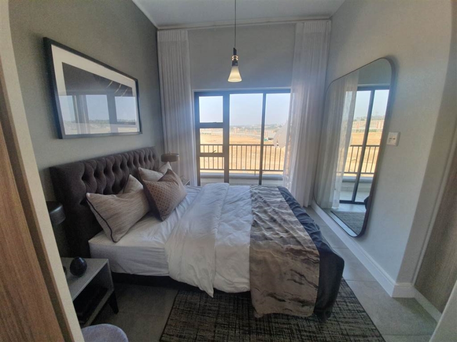 To Let 2 Bedroom Property for Rent in Waterfall Gauteng