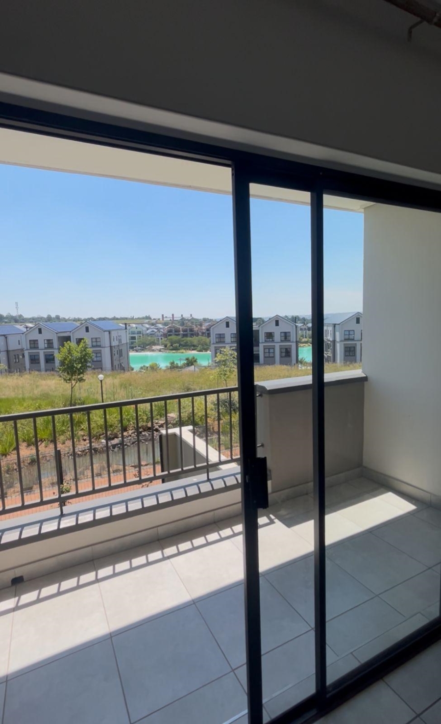 To Let 2 Bedroom Property for Rent in Waterfall Gauteng