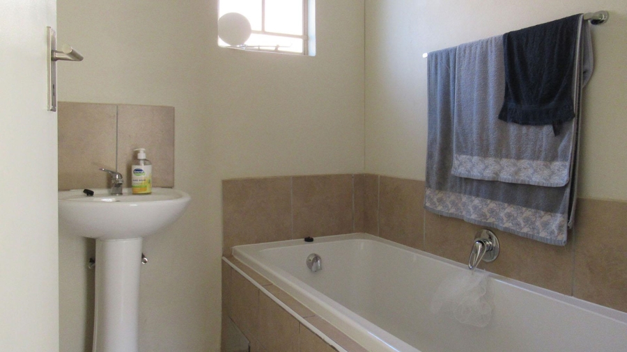 2 Bedroom Property for Sale in Sky City Gauteng