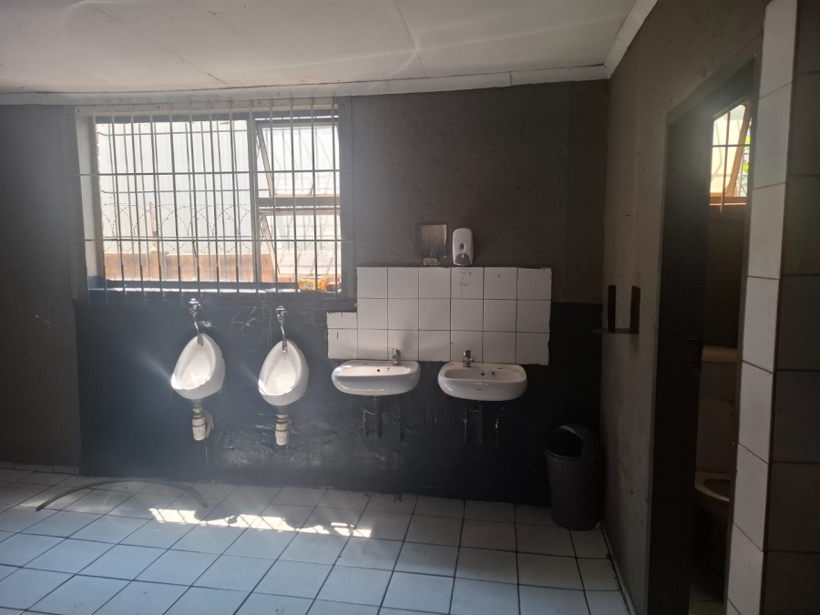 Commercial Property for Sale in Chloorkop Gauteng