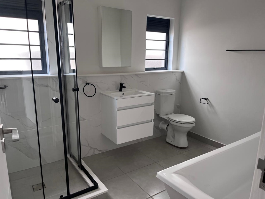 3 Bedroom Property for Sale in Waterfall Gauteng