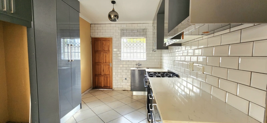 2 Bedroom Property for Sale in Lambton Gardens Gauteng