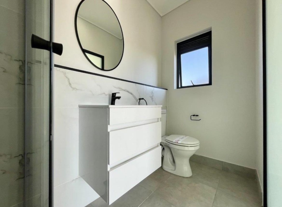 To Let  Bedroom Property for Rent in Waterfall Gauteng