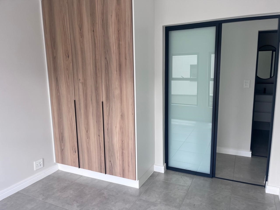 To Let 3 Bedroom Property for Rent in Waterfall Gauteng