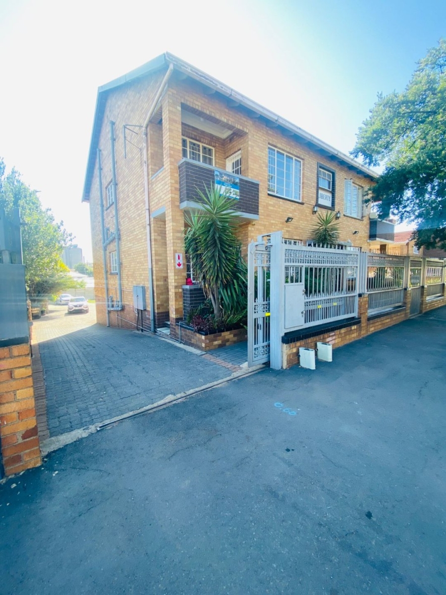 To Let 2 Bedroom Property for Rent in Germiston South Gauteng