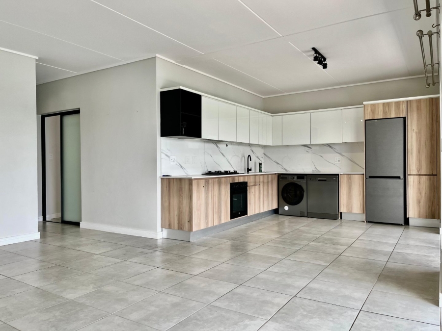 To Let 3 Bedroom Property for Rent in Waterfall Gauteng