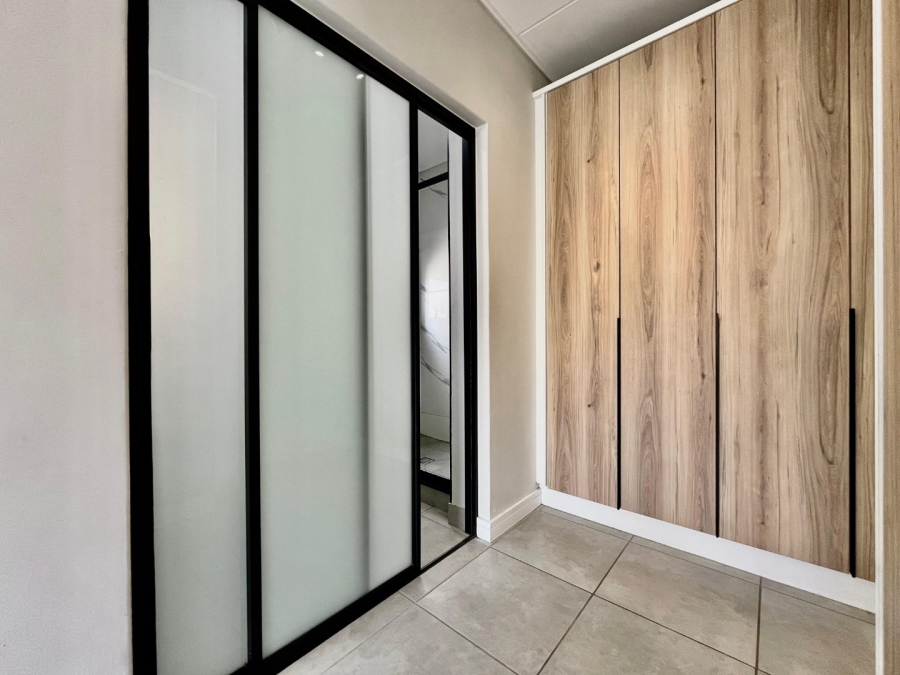 To Let 3 Bedroom Property for Rent in Waterfall Gauteng