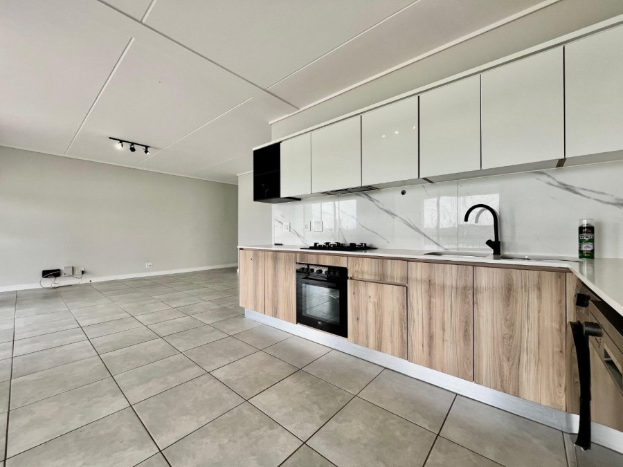 To Let 3 Bedroom Property for Rent in Waterfall Gauteng