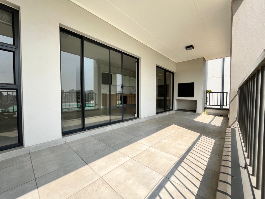 To Let 3 Bedroom Property for Rent in Waterfall Gauteng