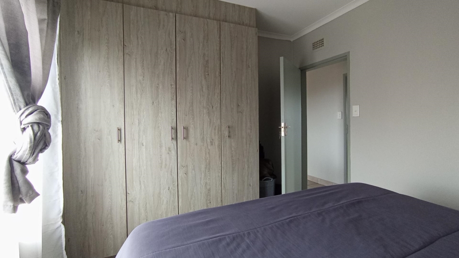 2 Bedroom Property for Sale in La Montagne Gauteng