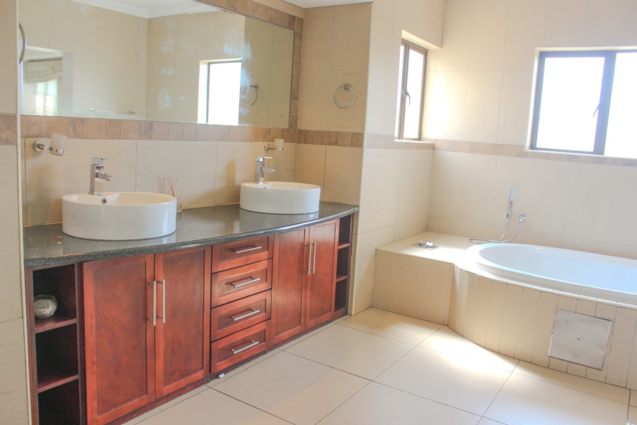 4 Bedroom Property for Sale in Midlands Estate Gauteng
