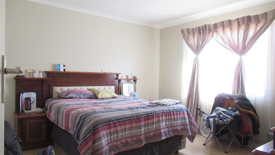 3 Bedroom Property for Sale in Sky City Gauteng