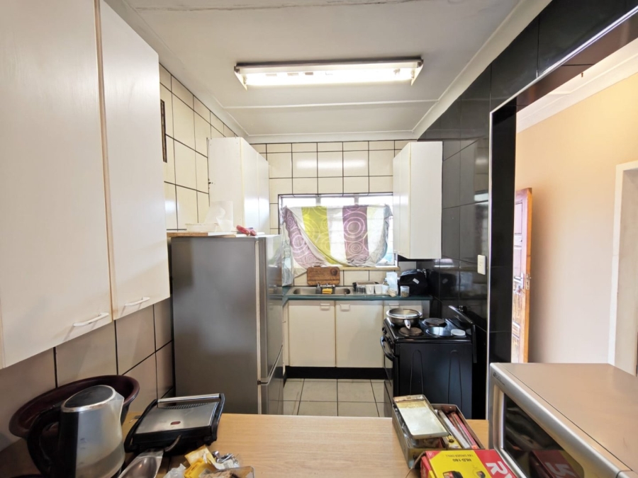 8 Bedroom Property for Sale in Rosettenville Gauteng