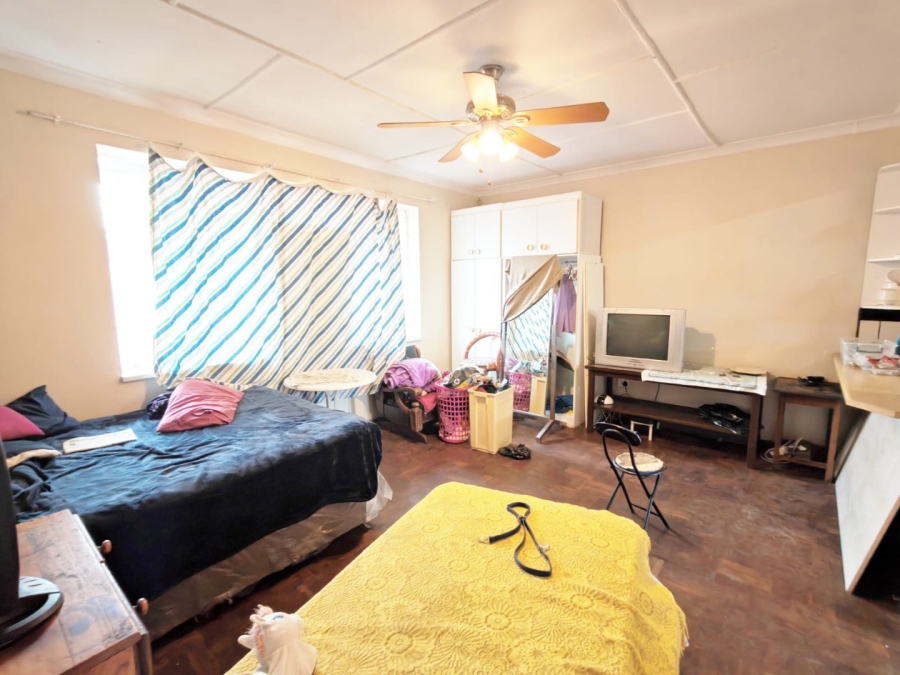 8 Bedroom Property for Sale in Rosettenville Gauteng