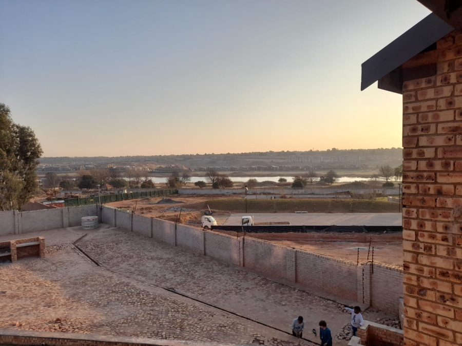 To Let 2 Bedroom Property for Rent in Rynfield A H Gauteng