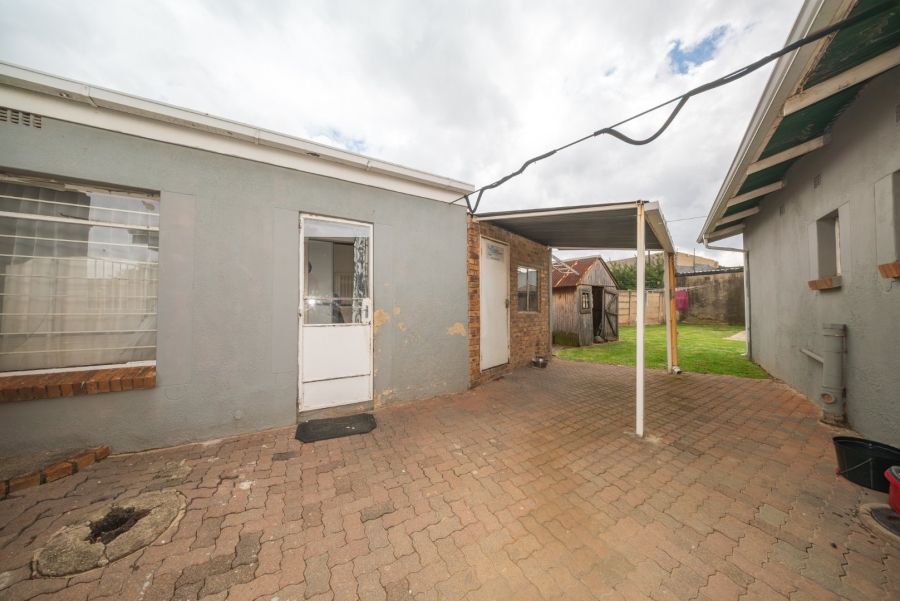 2 Bedroom Property for Sale in Wychwood Gauteng
