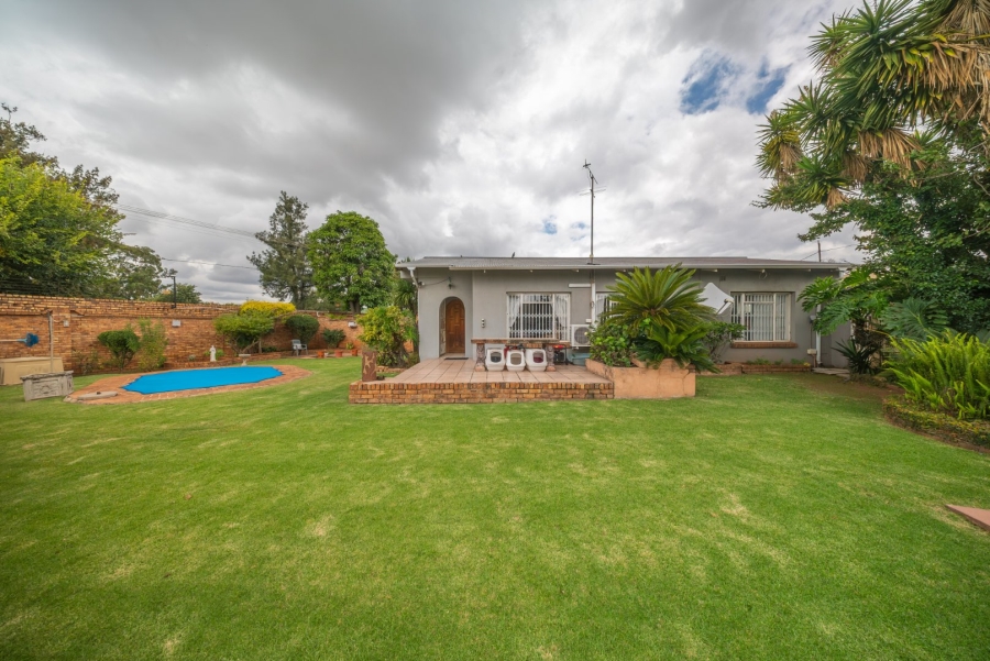 2 Bedroom Property for Sale in Wychwood Gauteng