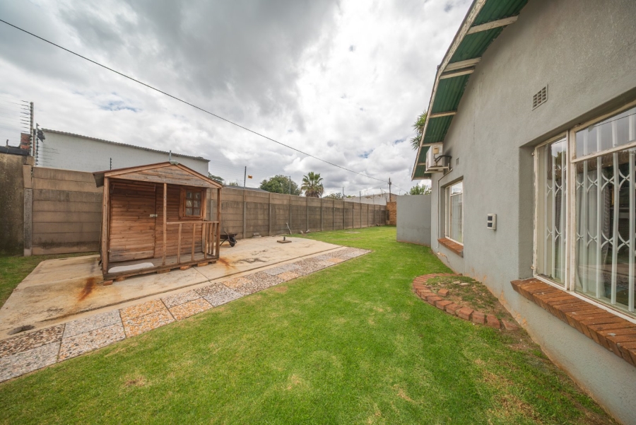 2 Bedroom Property for Sale in Wychwood Gauteng