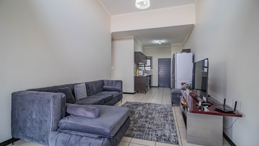 2 Bedroom Property for Sale in Oakdene Gauteng