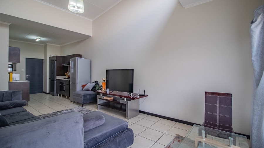 2 Bedroom Property for Sale in Oakdene Gauteng