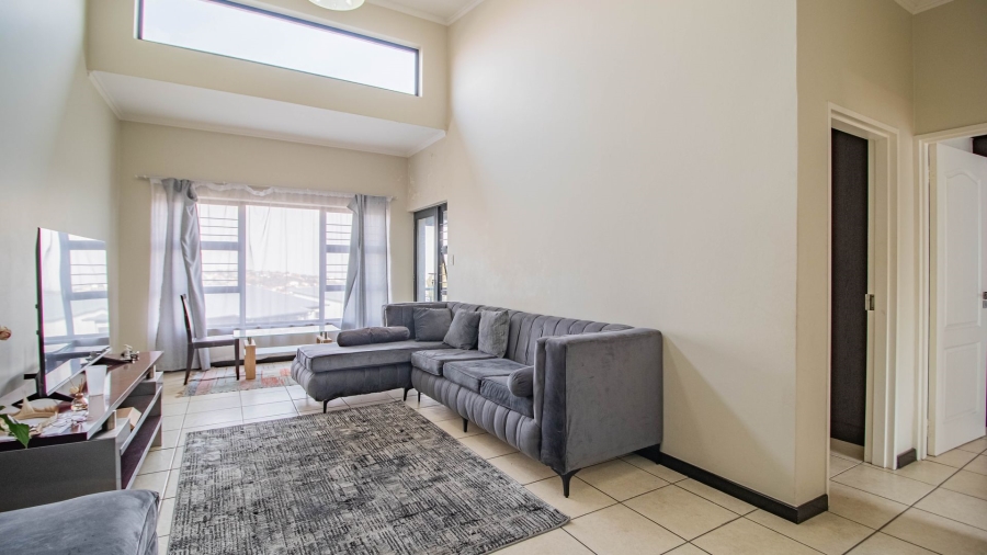 2 Bedroom Property for Sale in Oakdene Gauteng