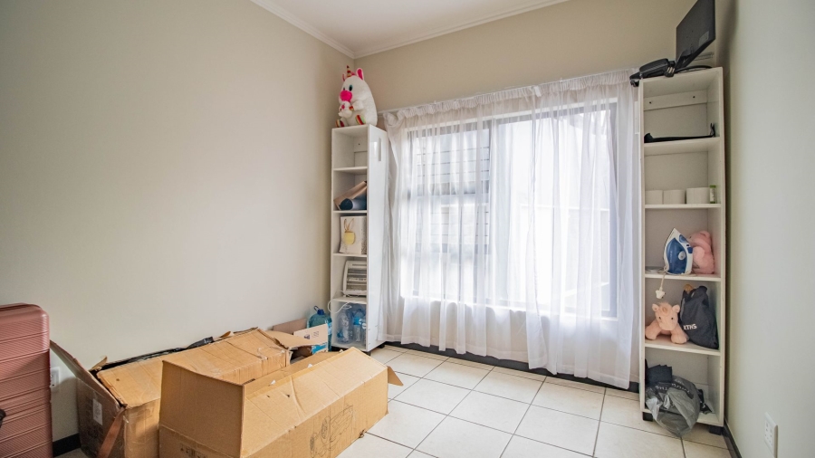 2 Bedroom Property for Sale in Oakdene Gauteng