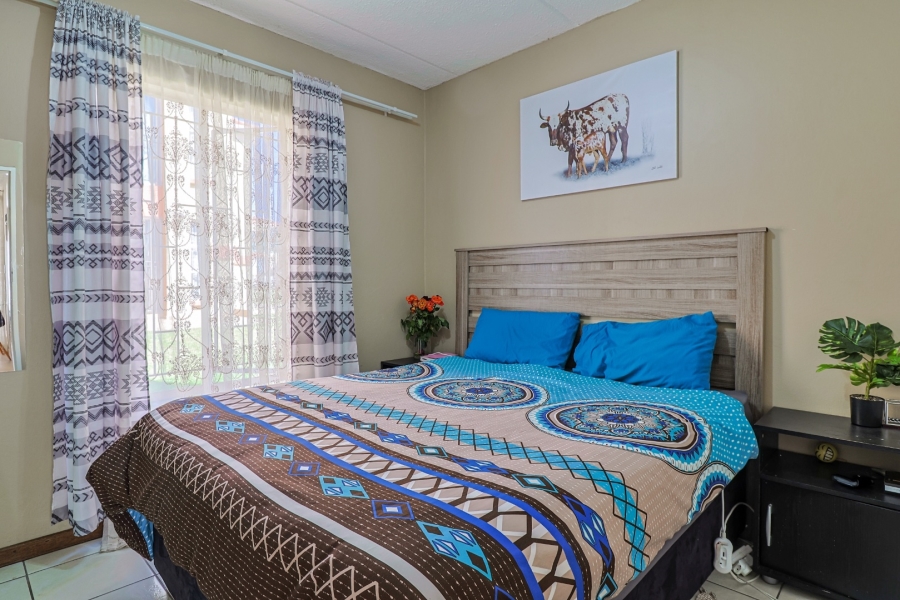 2 Bedroom Property for Sale in Ormonde View Gauteng