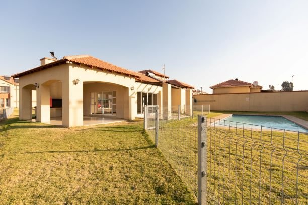2 Bedroom Property for Sale in Ormonde View Gauteng