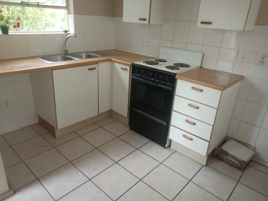 2 Bedroom Property for Sale in Vorna Valley Gauteng