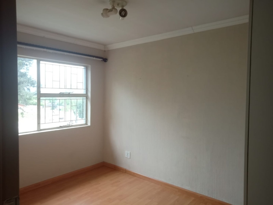 2 Bedroom Property for Sale in Vorna Valley Gauteng
