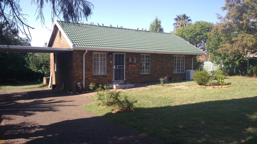 3 Bedroom Property for Sale in Heuweloord Gauteng