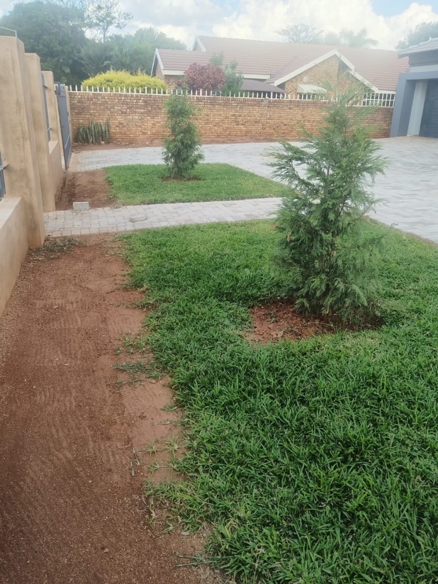 4 Bedroom Property for Sale in Karenpark Gauteng