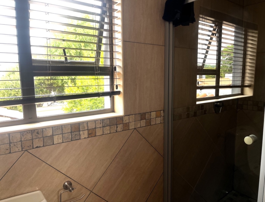 3 Bedroom Property for Sale in Newmark Estate Gauteng