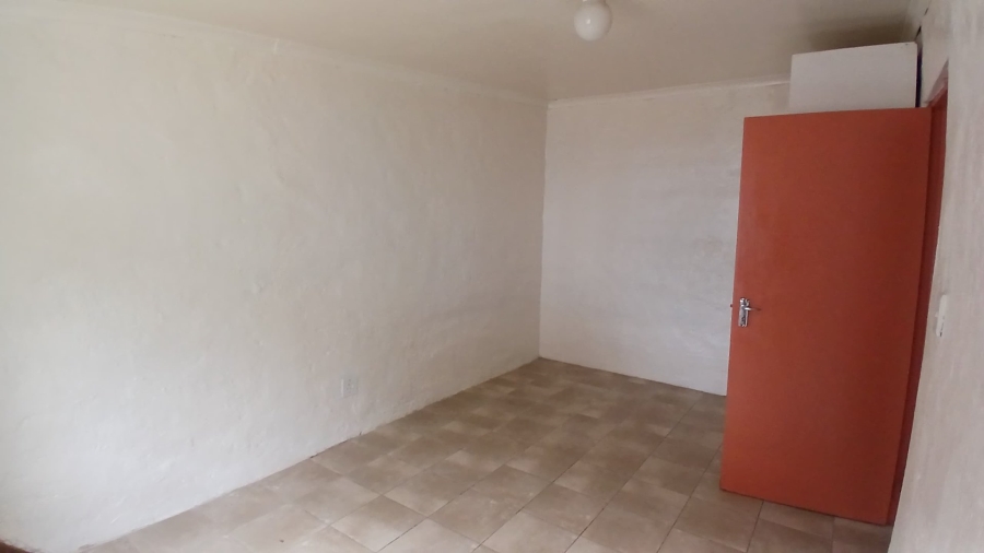 To Let 1 Bedroom Property for Rent in Orange Grove Gauteng