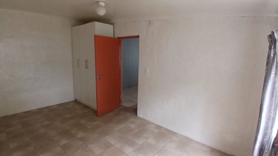 To Let 1 Bedroom Property for Rent in Orange Grove Gauteng