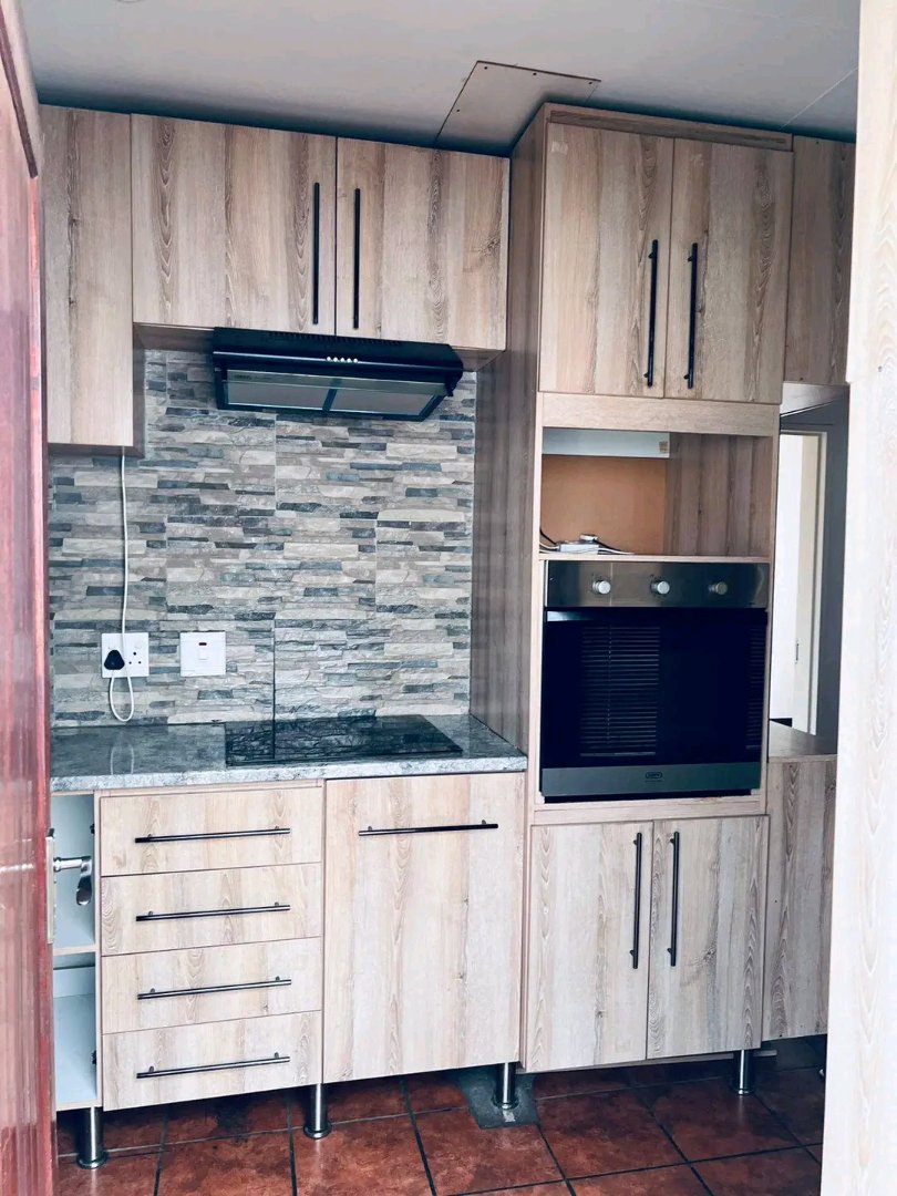 2 Bedroom Property for Sale in Aureus Gauteng