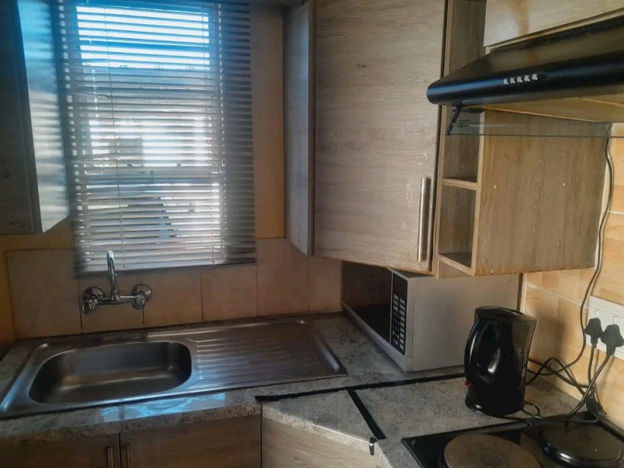 2 Bedroom Property for Sale in Aureus Gauteng
