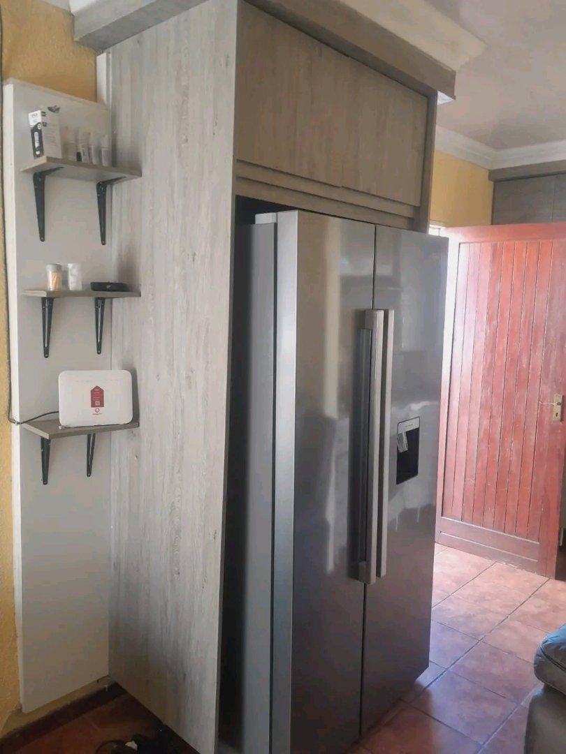 2 Bedroom Property for Sale in Aureus Gauteng