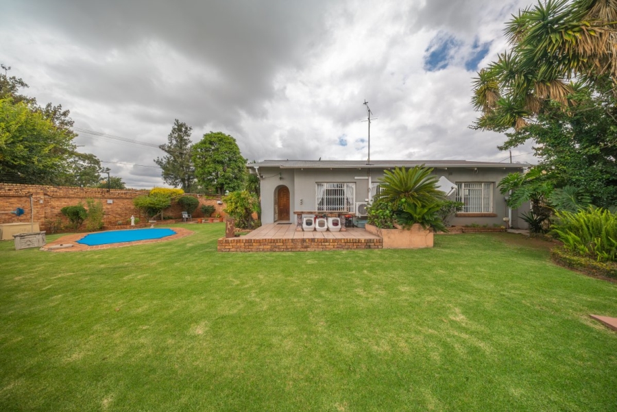 2 Bedroom Property for Sale in Wychwood Gauteng