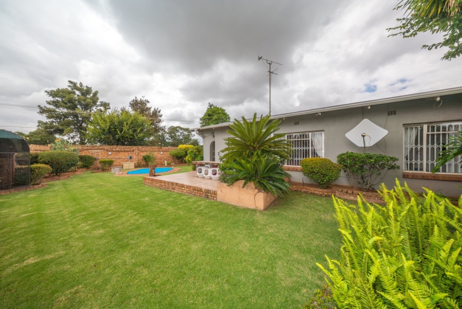 2 Bedroom Property for Sale in Wychwood Gauteng