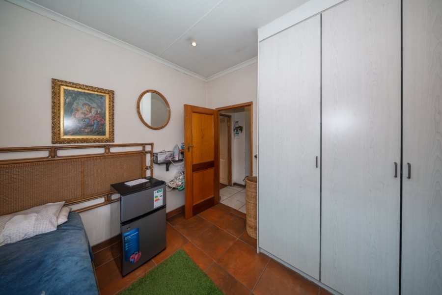 2 Bedroom Property for Sale in Wychwood Gauteng