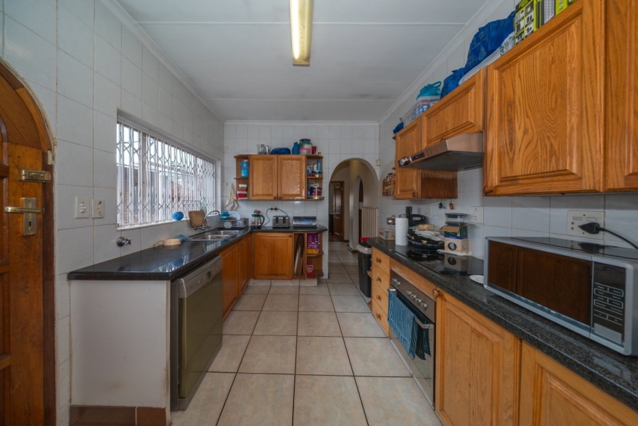 2 Bedroom Property for Sale in Wychwood Gauteng