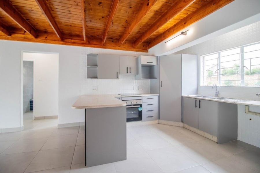 4 Bedroom Property for Sale in Kleinfontein Gauteng