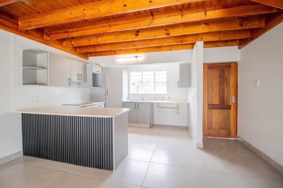 4 Bedroom Property for Sale in Kleinfontein Gauteng