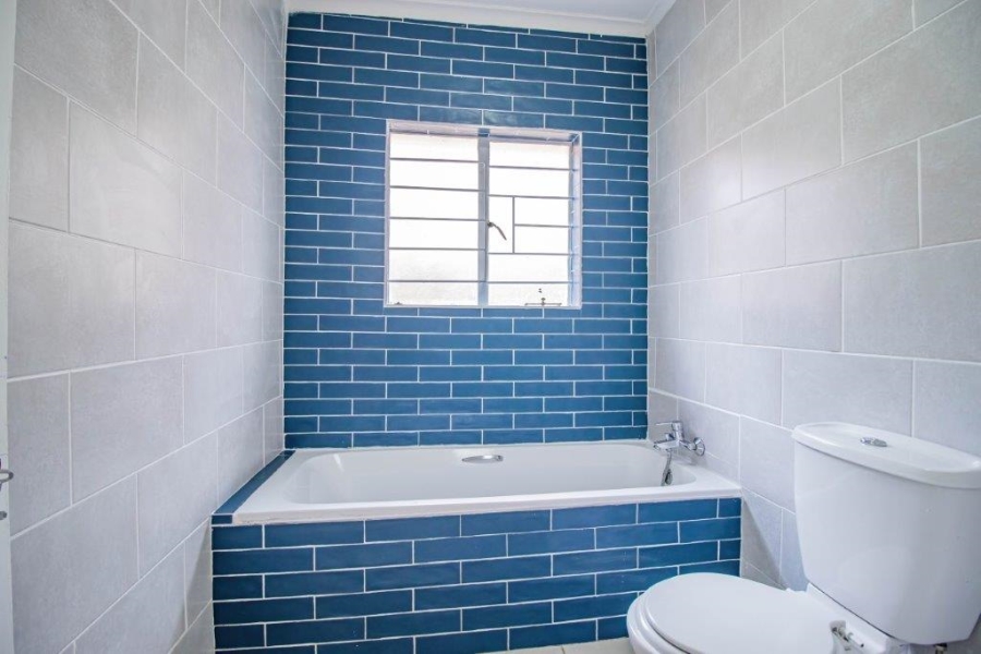 4 Bedroom Property for Sale in Kleinfontein Gauteng