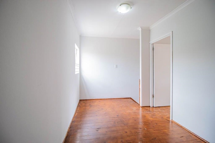 4 Bedroom Property for Sale in Kleinfontein Gauteng