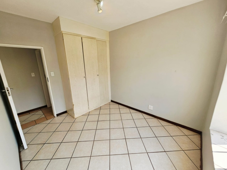 To Let 2 Bedroom Property for Rent in Monavoni Gauteng