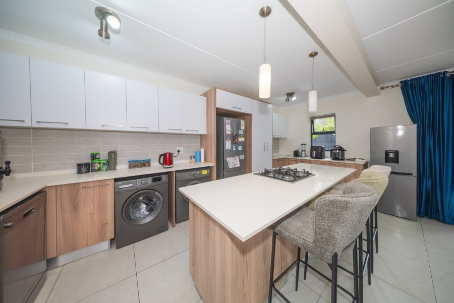 3 Bedroom Property for Sale in Modderfontein Gauteng