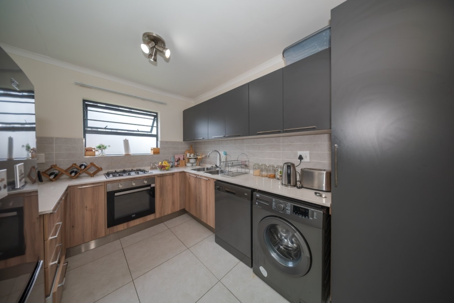 3 Bedroom Property for Sale in Modderfontein Gauteng